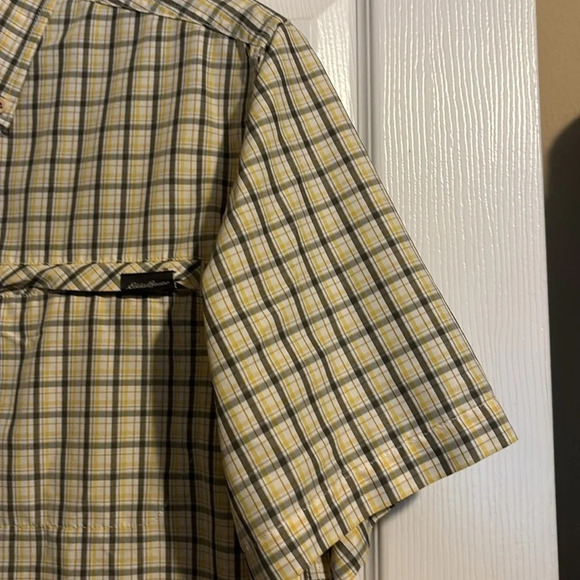 Eddie Bauer men’s plaid short sleeve button down shirt size medium - Picture 5 of 8